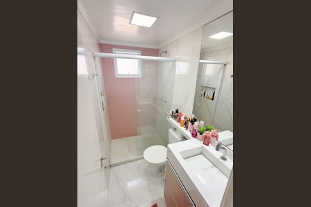 Banheiro  de apartamento à venda com 2 quartos, 56m² em Vila Ema, São Paulo