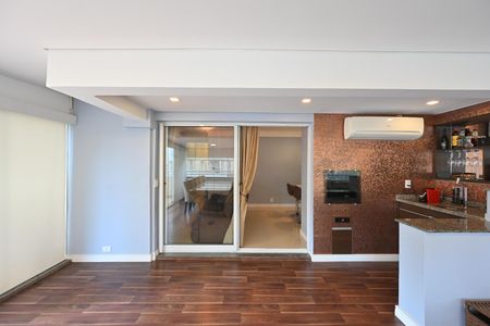 Apartamento à venda com 168m², 2 quartos e 2 vagasSala