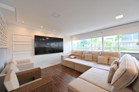 Apartamento à venda com 168m², 2 quartos e 2 vagasSala