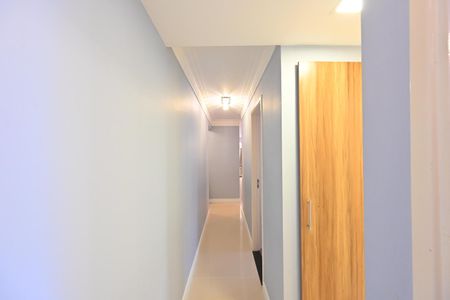 Apartamento à venda com 168m², 2 quartos e 2 vagasCorredor 