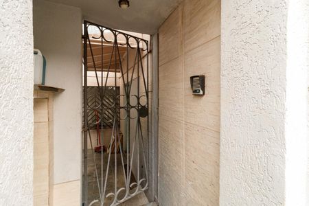 Casa para alugar com 560m², 4 quartos e 4 vagasEntrada