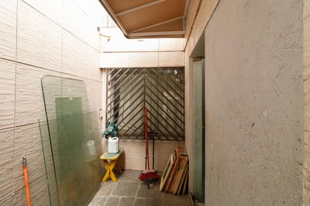 Casa para alugar com 560m², 4 quartos e 4 vagasEntrada