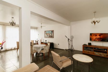 Casa para alugar com 560m², 4 quartos e 4 vagasSala