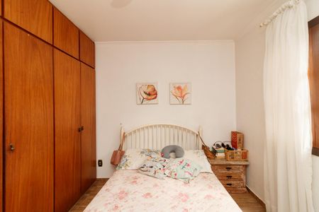Casa para alugar com 560m², 4 quartos e 4 vagasQuarto
