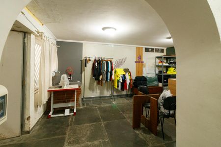 Casa para alugar com 560m², 4 quartos e 4 vagasSalão de festas