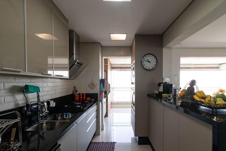 Apartamento à venda com 115m², 3 quartos e 2 vagasCozinha