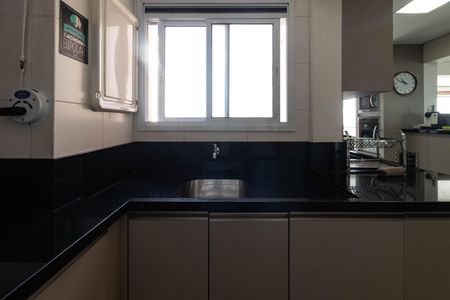 Apartamento à venda com 115m², 3 quartos e 2 vagasÁrea de Serviço