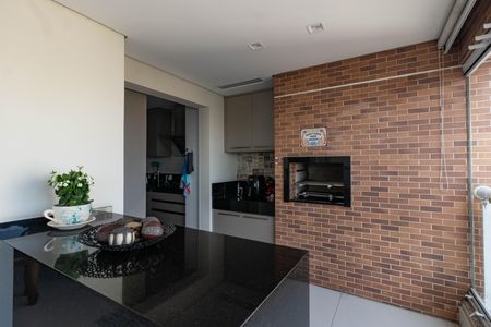 Apartamento à venda com 115m², 3 quartos e 2 vagasVaranda