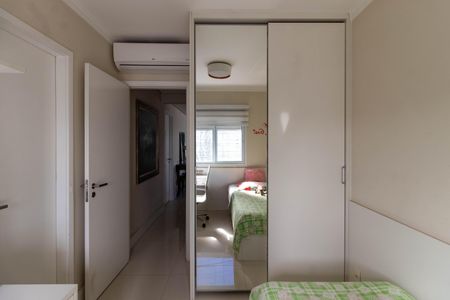 Apartamento à venda com 115m², 3 quartos e 2 vagasSuíte 2