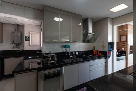 Apartamento à venda com 115m², 3 quartos e 2 vagasCozinha
