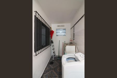 Casa à venda com 112m², 3 quartos e 2 vagasÁrea de Serviço