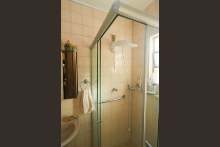 Casa à venda com 250m², 3 quartos e 2 vagasBanheiro