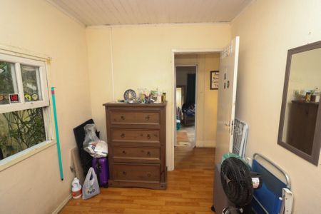 Casa à venda com 250m², 3 quartos e 2 vagasQuarto 3