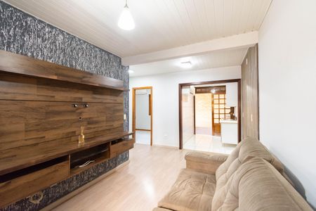 Casa à venda com 2 quartos, 42m² em Guajuviras, Canoas
