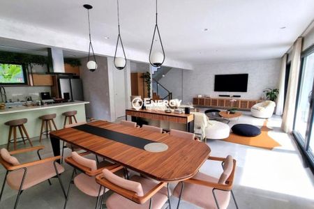 Casa à venda com 520m², 3 quartos e 4 vagas