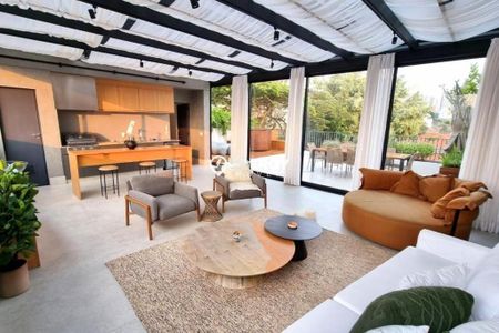Casa à venda com 3 quartos, 520m² em Brooklin, São Paulo