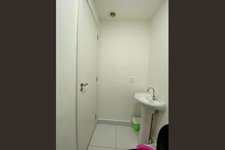 Apartamento à venda com 32m², 2 quartos e sem vaga Apartamento à venda com 32m², 2 quartos e sem vagaBanheiro
