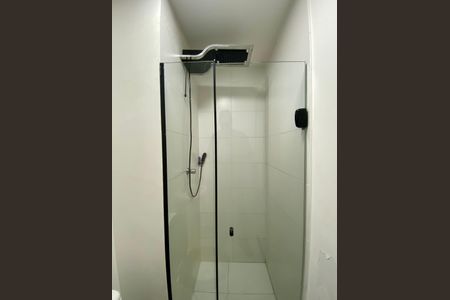 Apartamento à venda com 32m², 2 quartos e sem vaga Apartamento à venda com 32m², 2 quartos e sem vagaBanheiro