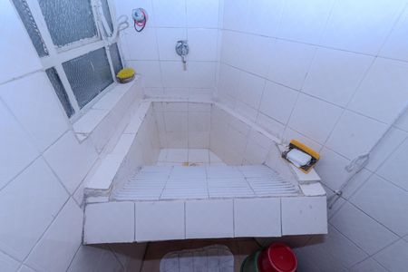 Apartamento à venda com 73m², 2 quartos e sem vaga Apartamento à venda com 73m², 2 quartos e sem vagaBanheiro