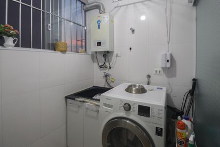 Apartamento para alugar com 64m², 2 quartos e 1 vagaÁrea de Serviço