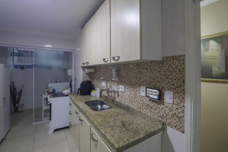 Apartamento para alugar com 64m², 2 quartos e 1 vagaCozinha