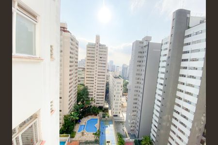 Apartamento para alugar com 151m², 3 quartos e 1 vaga Apartamento para alugar com 151m², 3 quartos e 1 vagaQuarto 2