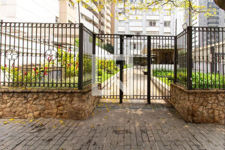 Apartamento para alugar com 151m², 3 quartos e 1 vaga Apartamento para alugar com 151m², 3 quartos e 1 vagaÁrea Comum