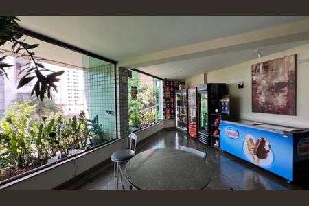 Apartamento à venda com 40m², 1 quarto e 1 vagaarmazém 