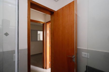 Apartamento para alugar com 36m², 2 quartos e sem vaga Apartamento para alugar com 36m², 2 quartos e sem vagaBanheiro