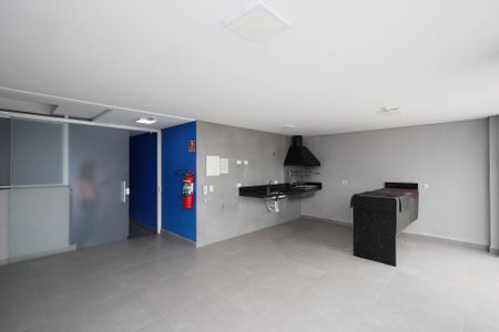Apartamento para alugar com 36m², 2 quartos e sem vaga Apartamento para alugar com 36m², 2 quartos e sem vagaÁrea comum - Churrasqueira