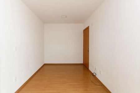 Sala de apartamento para alugar com 2 quartos, 40m² em Igara, Canoas