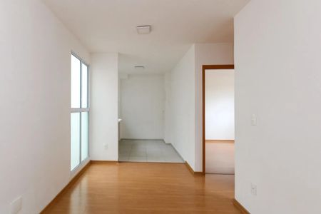 Sala de apartamento para alugar com 2 quartos, 40m² em Igara, Canoas