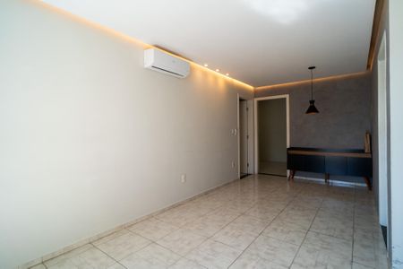 Sala de apartamento para alugar com 2 quartos, 77m² em Jardim Astro, Sorocaba