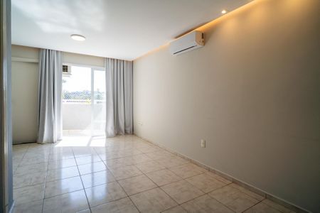 Apartamento para alugar com 77m², 2 quartos e 1 vagaSala