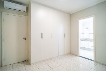 Apartamento para alugar com 77m², 2 quartos e 1 vagaSuíte