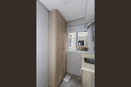 Área de serviço de apartamento para alugar com 1 quarto, 43m² em Centro, Canoas