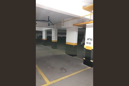 Apartamento à venda com 79m², 2 quartos e 1 vaga
