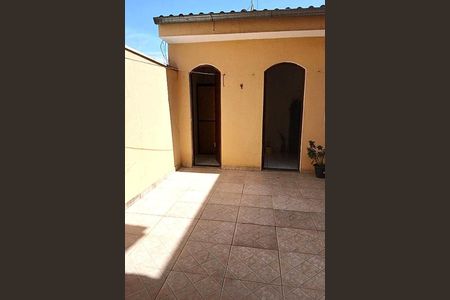 Casa à venda com 135m², 3 quartos e 5 vagas