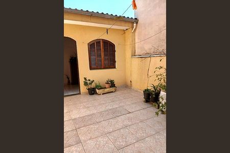 Casa à venda com 135m², 3 quartos e 5 vagas