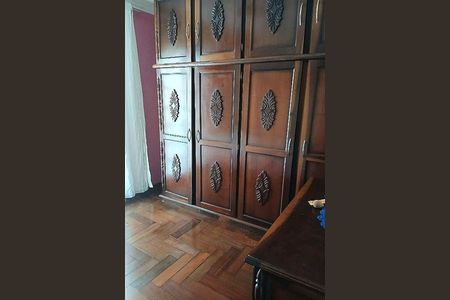 Casa à venda com 135m², 3 quartos e 5 vagas