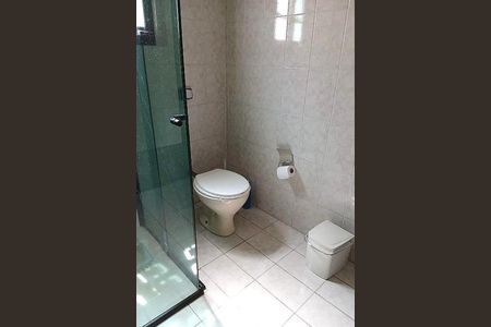 Casa à venda com 135m², 3 quartos e 5 vagas