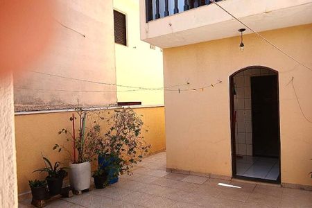 Casa à venda com 135m², 3 quartos e 5 vagas