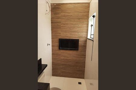 Casa à venda com 110m², 3 quartos e 2 vagas