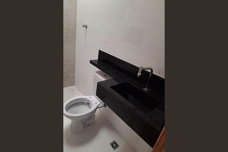 Casa à venda com 110m², 3 quartos e 2 vagas