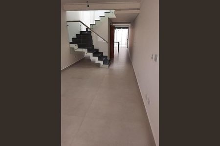 Casa à venda com 110m², 3 quartos e 2 vagas