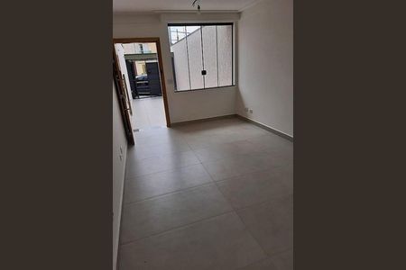 Casa à venda com 110m², 3 quartos e 2 vagas