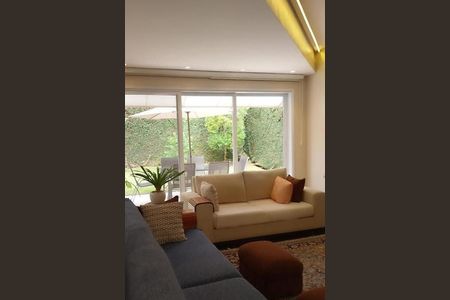 Casa à venda com 3 quartos, 270m² em Alphaville, Santana de Parnaíba