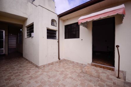 Casa para alugar com 198m², 2 quartos e 1 vagaEntrada 