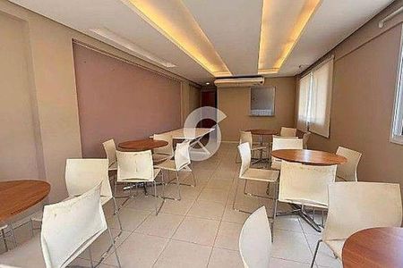 Apartamento à venda com 2 quartos, 61m² em Pendotiba, Niterói
