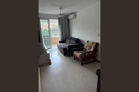 Apartamento à venda com 2 quartos, 61m² em Pendotiba, Niterói